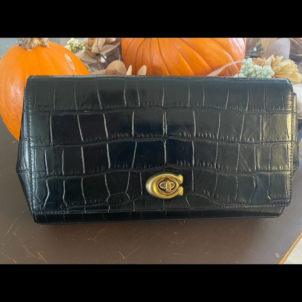Coach Alexa croc Black clutch with gold strap